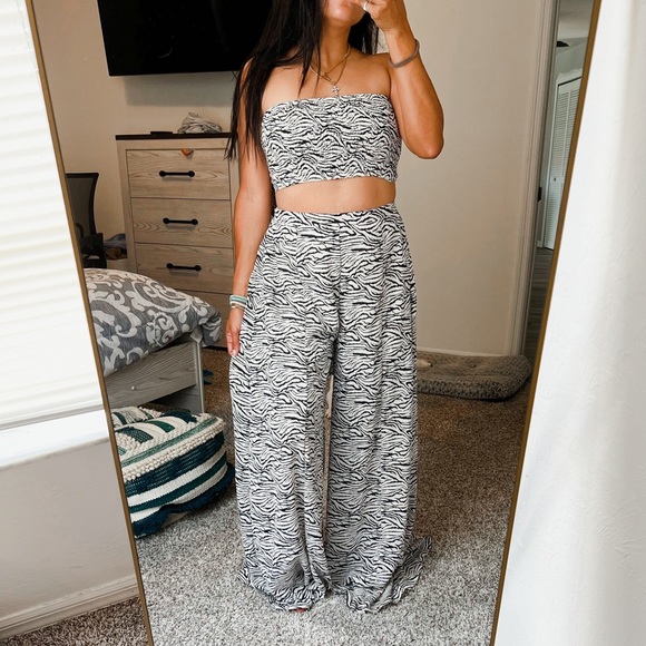 TALULAH Pants - Multi-wear 2 piece set- adjustable bandeau top and wide leg pants